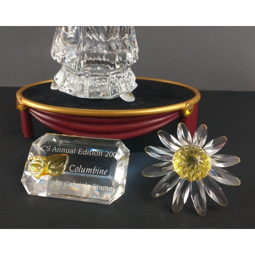 171B - SWAROVSKI COLUMBINE BY GABRIELE STAMEY - annual edition 1999 with Crystal plaque and yellow centred ... 