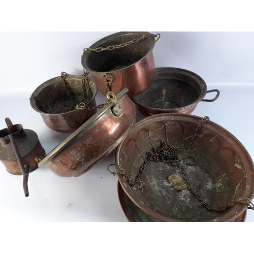 82 - Super copper lot to include a water can, four hanging baskets, a pot and a 36cm tray.  Interesting u... 