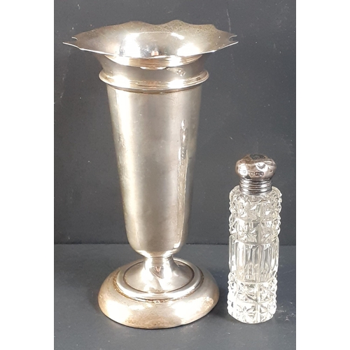 123 - A rather pretty ANTIQUE rose vase 11cm tall, weight 77.7g. approx. Carries full SILVER hallmarks for... 