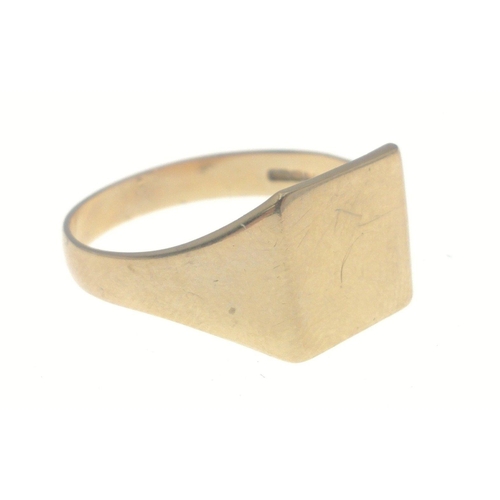 2 - HALLMARK INDISTINCT ‘yellow metal' signet ring -weight 2.76g Approx - ring size X#2