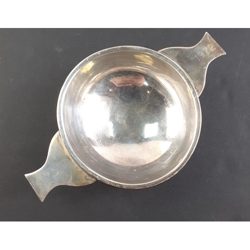 80 - A silver QUAICH, hallmarked for London 1972, made by Wakely & Wheeler, diameter 9cm approx, 4 cm... 