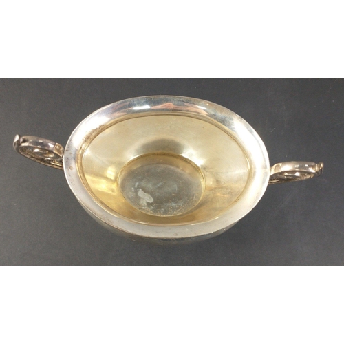 92 - A sterling silver sugar bowl with full hallmarks for Birmingham 1903.  12cm across and weighs 110g a... 