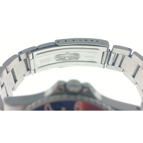 15 - 1960s ROLEX ''PEPSI'' OYSTER PERPETUAL GMT-MASTER '' Superlative Chronometer Officially Certified. A... 