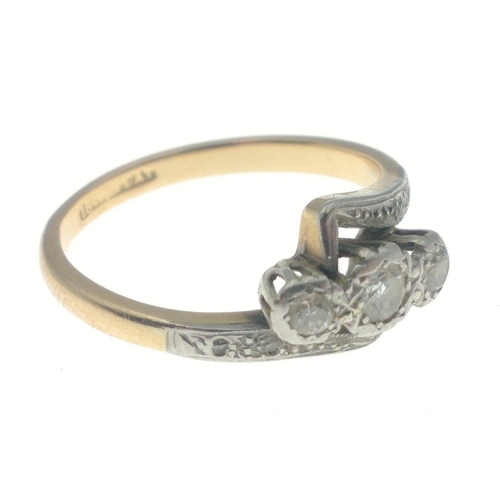 3 - An 18ct yellow gold ring with three centre diamonds.  Size O, 3.47g approx. Centre stone 3mm and fla... 