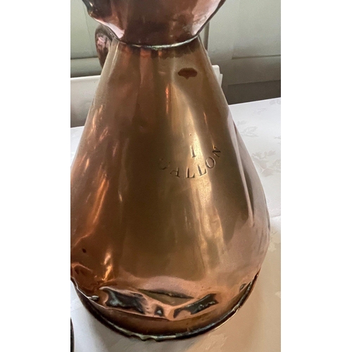 94 - A collection of 5 ANTIQUE copper-ware measuring jugs 1 gallon measure etc - mainly and a copper kett... 