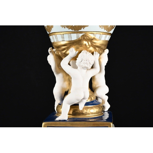 143 - This fine oriental porcelain temple jar is beautifully cast with great detail in the cherubs and art... 