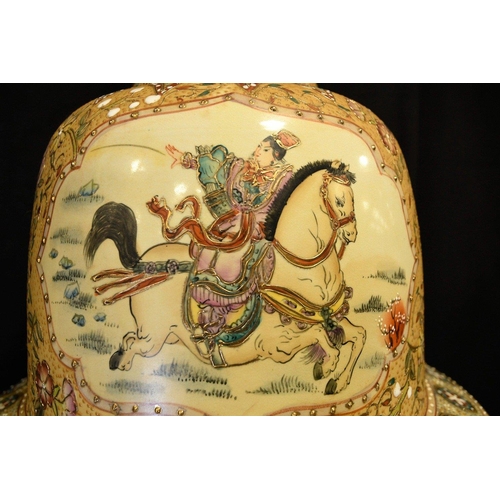 70 - A unique large 1.9 metre porcelain temple jar with hand painted scenes. Origin Chaozhou Guangdong Pr... 