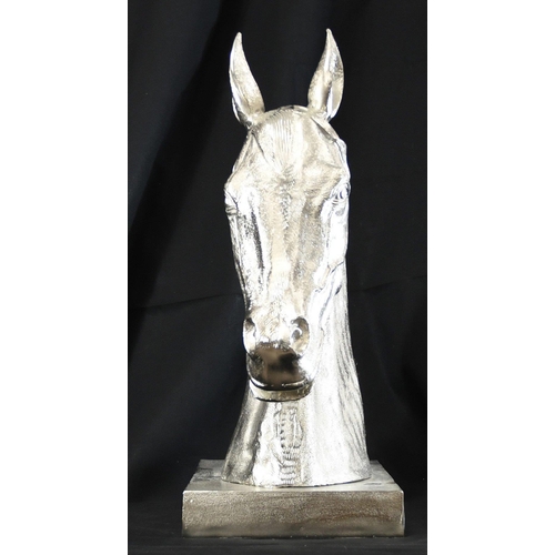 85 - A very large cast horse head on base made from aluminium. Very highly hand polished. A fabulous piec... 