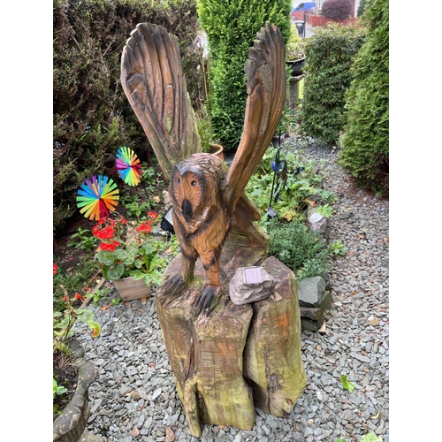 431 - TWIT-TWOO - A STUNNING FOREST HAND-CARVED OWL IN FLIGHT! - this is hand-carved  - all on a large hea... 