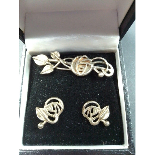 89 - A set of RENNIE MACKINTOSH style brooch ( 5cm wide) and earrings, silver hallmarked (Edinburgh), mad... 