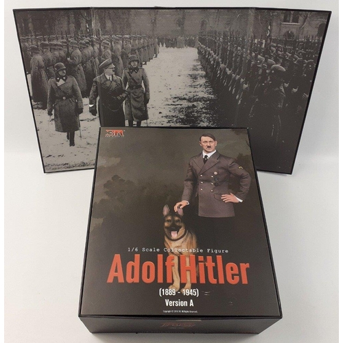 117 - Adolf Hitler version A with podium and banner - a superbly sculpted 3R 1/6 scale collectable Third R... 