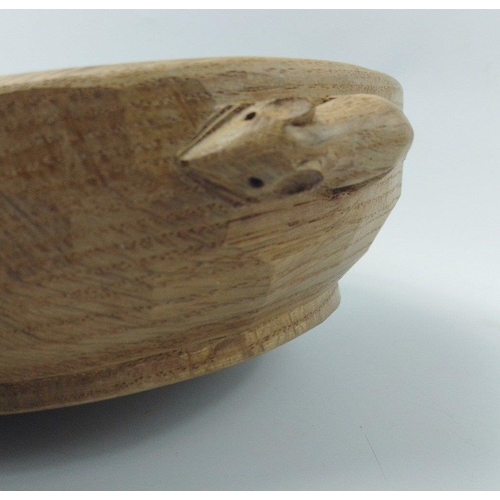 163 - A THOMSON MOUSEMAN nut bowl with the lovely wee mouse running round the side, 15cm diameter#163