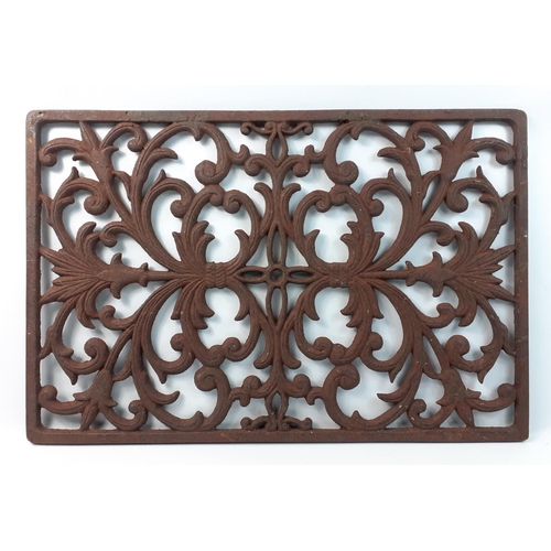 200 - A wrought iron panel with scrolled pierced pattern measuring 58x39cm approx.  Fantastic patina!#200... 