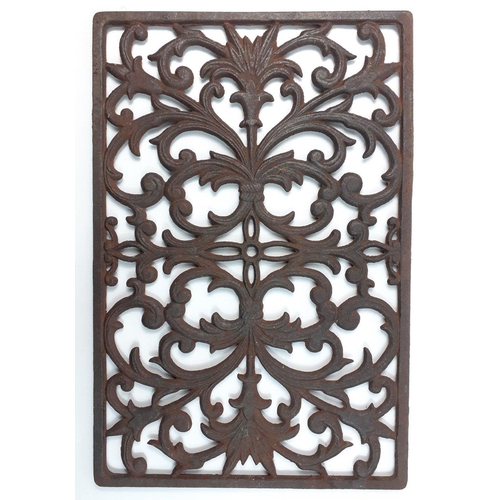 200 - A wrought iron panel with scrolled pierced pattern measuring 58x39cm approx.  Fantastic patina!#200... 