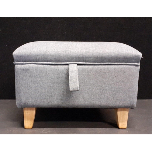 371 - An upholstered footstool/storage box in good condition H35xW48xD33cm approx#374