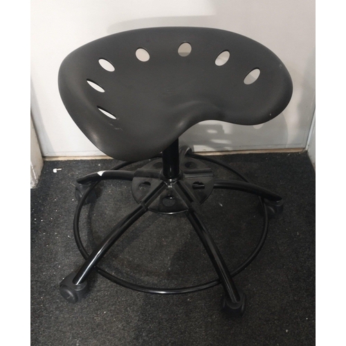 379 - Modern black backless rotating stool. W: 62cm H:44cm D: 62cm approx#382