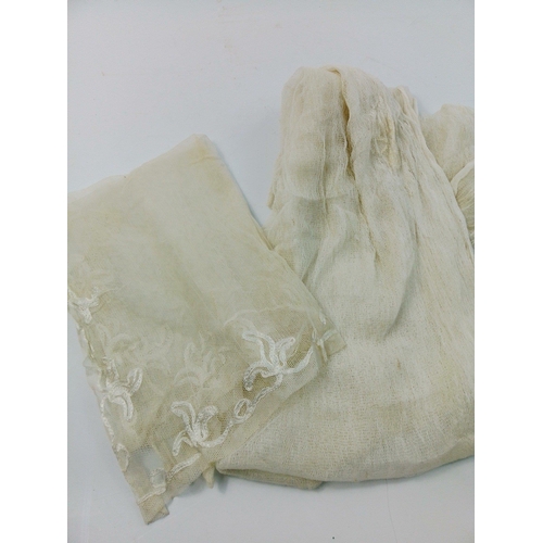 425 - A very fragile net wedding veil from 1922 with embroidery.#428