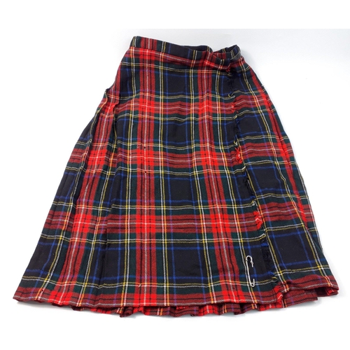 412 - A pure new wool size 12 ladies kilted skirt in Black Stewart, length 27