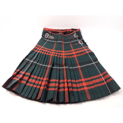 528 - A new 8 yard gent's kilt HERITAGE OF WALES size 30