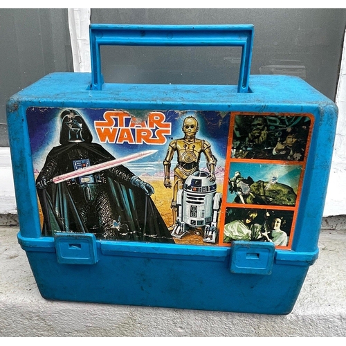 200 - A c1980's STAR WARS blue lunch box - requires a light clean but ‘all original' merchandise! - ... 