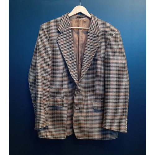 406 - A gent's CASHMERE tweed pattern jacket size 44” made by JOHNSTONS of ELGIN#409