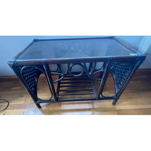 470 - A stylish bamboo coffee table with glass top - nice condition - dimensions 3ft length x 18