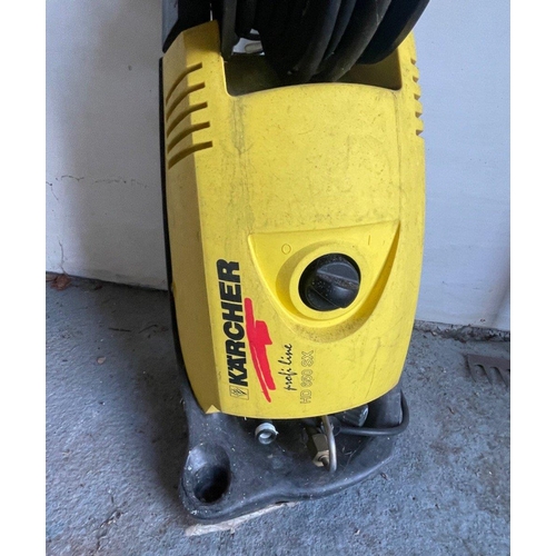 547 - A KERCHER HD 650 SX POWERFUL home pressure washer - 160 bar water pressure -the end lance piece is m... 