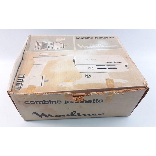 557 - A 1960s boxed MOULINEX Combine Jeannette meat grinder/ food processor#563