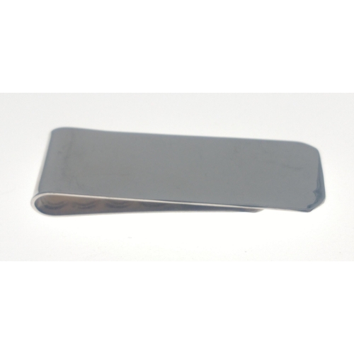 107 - A stunning little 0.925 SARK sterling silver money clip. 5cm length approx.  Weight 15g approx.  A t... 