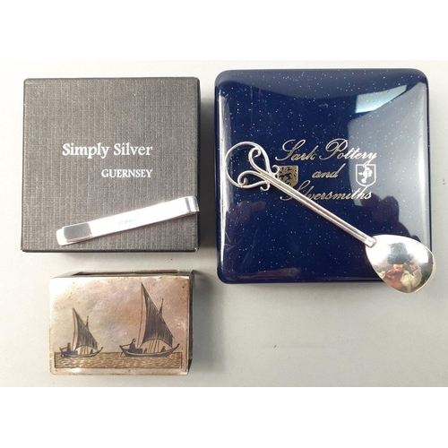 108 - SILVER jewellery pieces to include a 925 stamped money clip and a 925 stamped spoon.  Both boxed. To... 