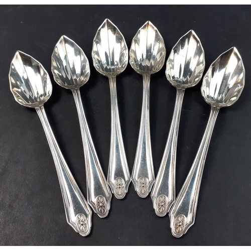 138 - A set of six silver grapefruit spoons, hallmarked for Birmingham 1936, made by Israel Sigmund Greenb... 