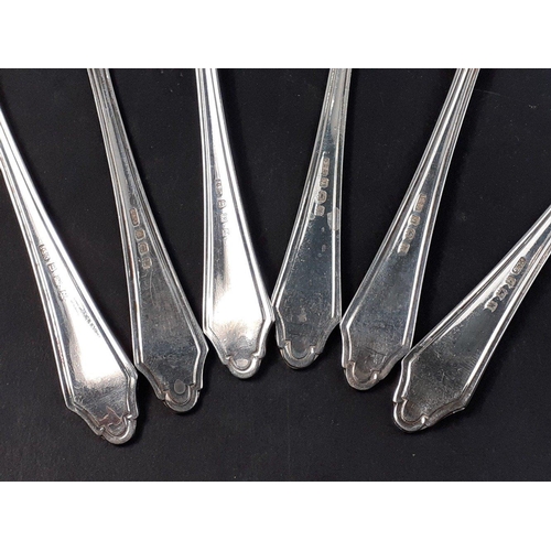 138 - A set of six silver grapefruit spoons, hallmarked for Birmingham 1936, made by Israel Sigmund Greenb... 