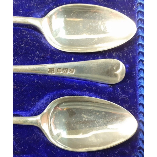 150 - A set of 6 teaspoons with sugar nips, hallmarked for Sheffield 1912, weight 108g approx#150