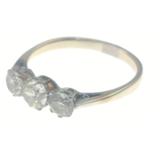 18 - A substantial diamond ring with 3 beautiful clean diamonds (tested), centre stone measures 5mm appro... 