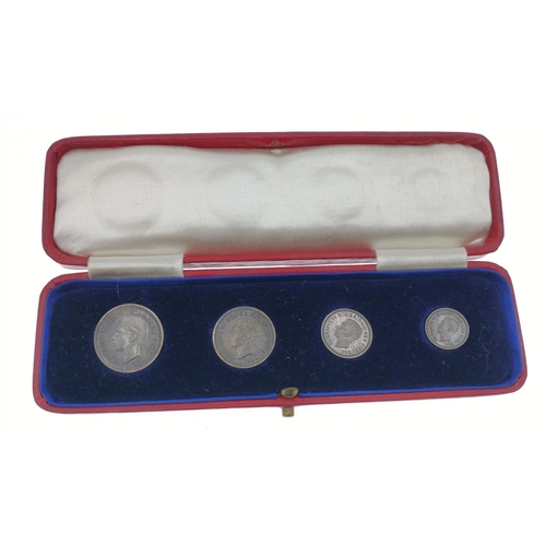 185 - A full plush set of 1951 MAUNDY coins in original case.  In beautiful toned condition#185