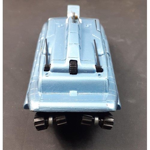 421 - DINKY TOYS model boxed SPECTRUM PURSUIT VEHICLE 104  direct from Captain Scarlet and the Mysterons -... 