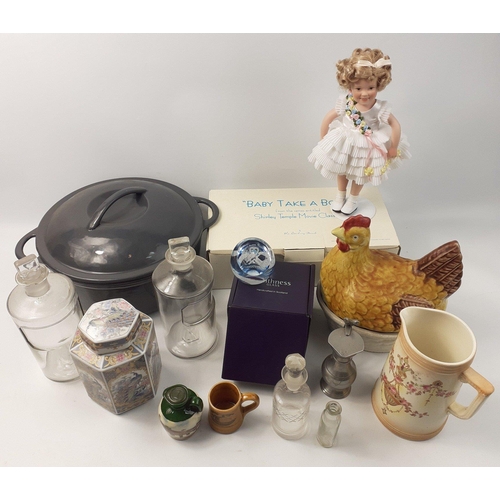 590 - A super collection of decorative items to include DANBURY MINT, Baby Take a Bow Shirley Temple doll,... 