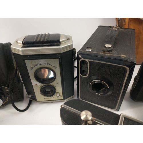 329 - A wonderful vintage photography lot to include a Super Six-20 Kodak Eastman folding camera with love... 