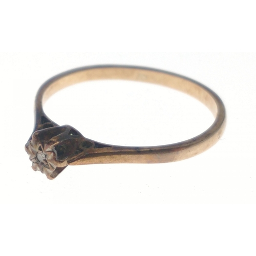 2 - A gold hallmarked 9ct ring with a small centre diamond set in a star shaped mount. Total gross weigh... 