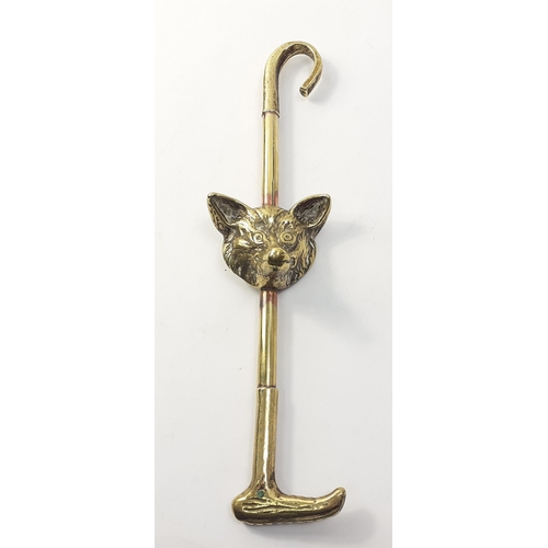 66 - A brass riding crop with a nicely detailed fox's head, 31cm long approx#66