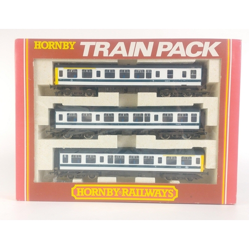 204 - A HORNBY R.377 BR 3 car diesel multiple unit class 110, 3 carriage train pack in good lightly run co... 