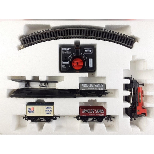 228 - An original boxed HORNBY Junior electric starter set (1982) R776 with DESMOND loco - also includes t... 