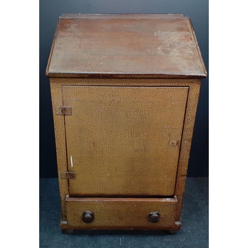 472 - Mid 19th century - an antique bureau/ writing desk with hinged top, cupboard and drawer below, H112x... 