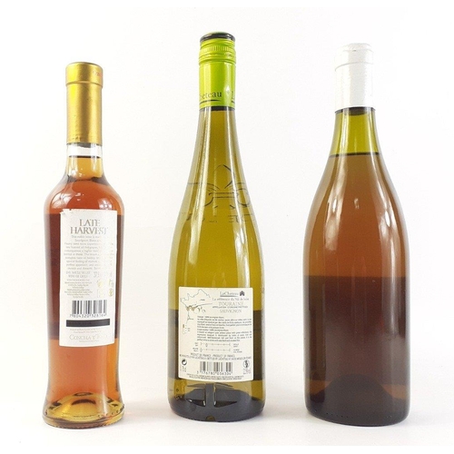 272 - Three bottles of French wine to include LaCheteau Touraine Sauvignon Blanc, 2005 Late Harvest, Saint... 