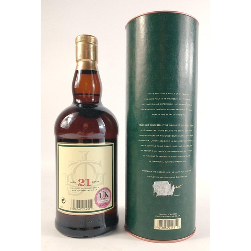 30A - GLENFARCLAS 21 years old single Highland Malt in original presentation tube. 700ml in excellent cond... 