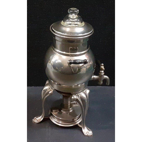 121 - A vintage LANDERS, FRARY and CLARK silver plated coffee percolator Universal N006#120