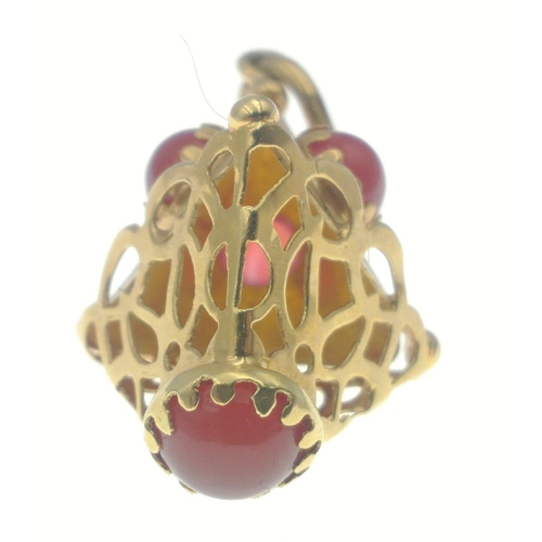 37 - A stunning 18ct lantern style pendant, measures 33mm across, gross weight 7.00g approx#37