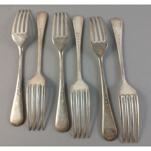 82 - A set of six STERLING SILVER forks. Total gross weight 330g approx. Hallmarked London 1936 and retai... 