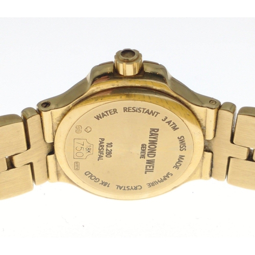 33 - A lady's 18k/750 yellow gold RAYMOND WEIL  Parsifal bracelet watch. Dial is mother of pearl, hour ma... 