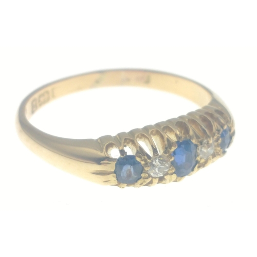 109 - A STUNNING!  9ct diamond (tested) and sapphire gold ring, with 3 nice sapphires and 2 diamonds, size... 